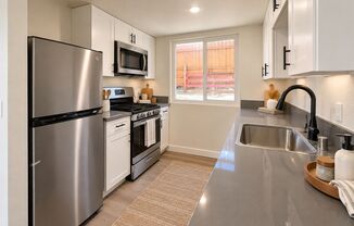 GPRV - Creekside Townhome Apartments