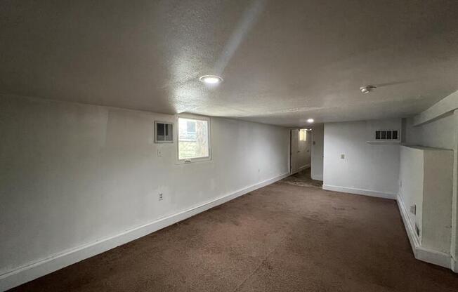 1110 E 200 S Apt 3