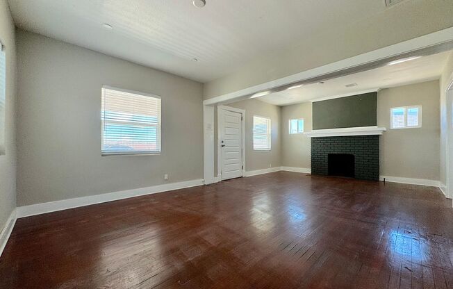 2 bed w/REFRIG A/C and HUGE finished basement!