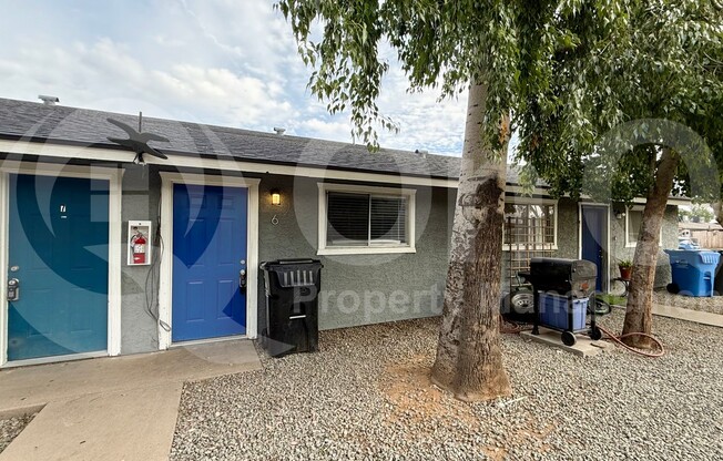 3004 E WALTANN LN