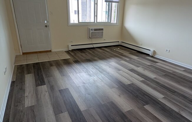8500 W 87 ST