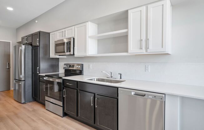 1 bed, 1 bath, 635 sqft, $1,375, Unit 1409