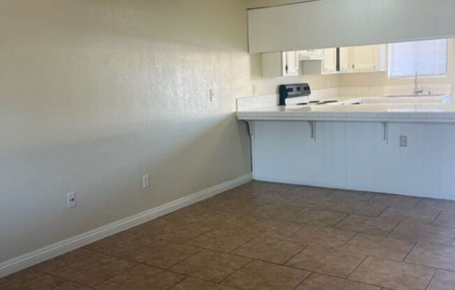 3461 S. Chester Ave
