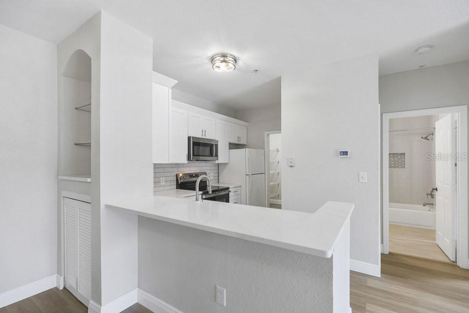 Beautifully Updated Condo!