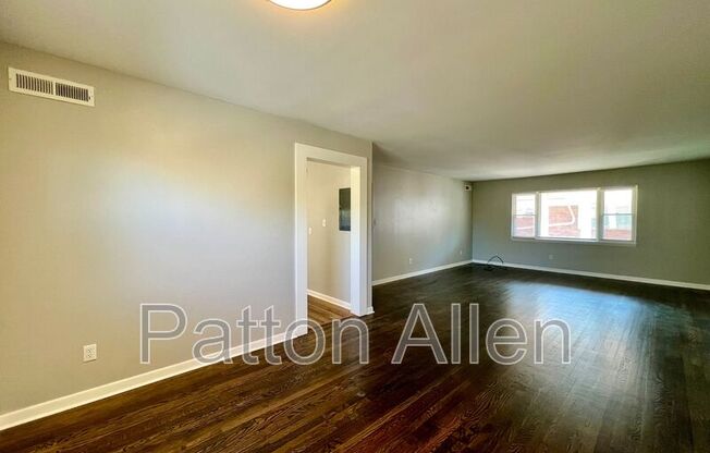 1020 HENDERSONVILLE RD