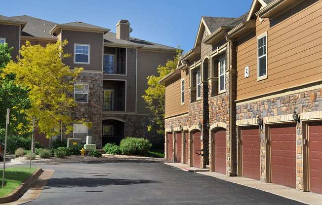 Detached Garages at Apartments Near Rocky Vista University Colorado