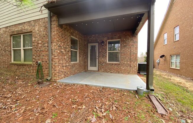 3 beds, 2.5 baths, $1,795