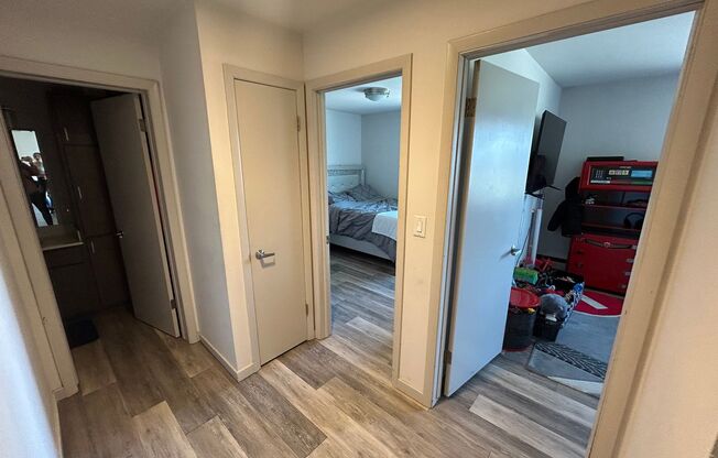 2 beds, 1 bath, $1,395, Unit 103