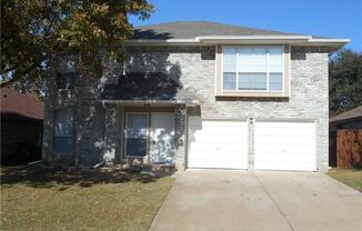 3 beds, 2.5 baths, $2,300