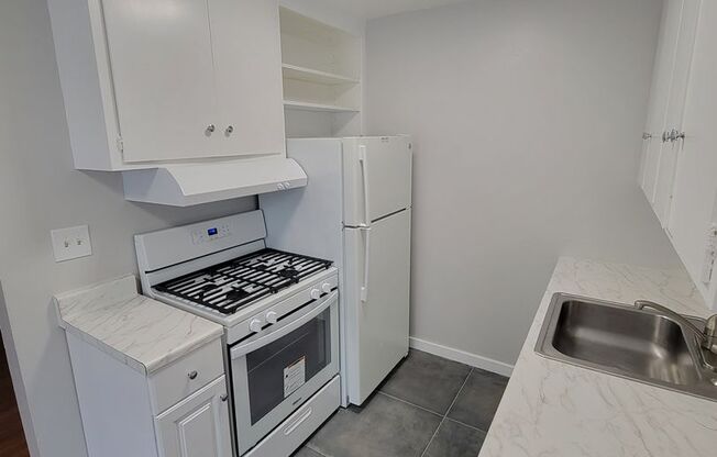 1 bed, 1 bath, 800 sqft, $1,700, Unit Unit H