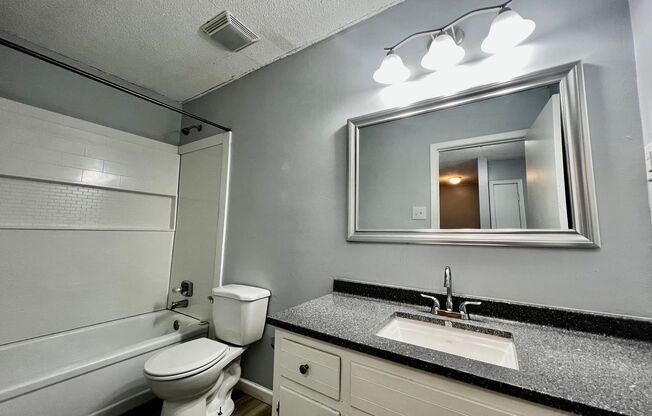 3 beds, 1.5 baths, $1,025, Unit D-2