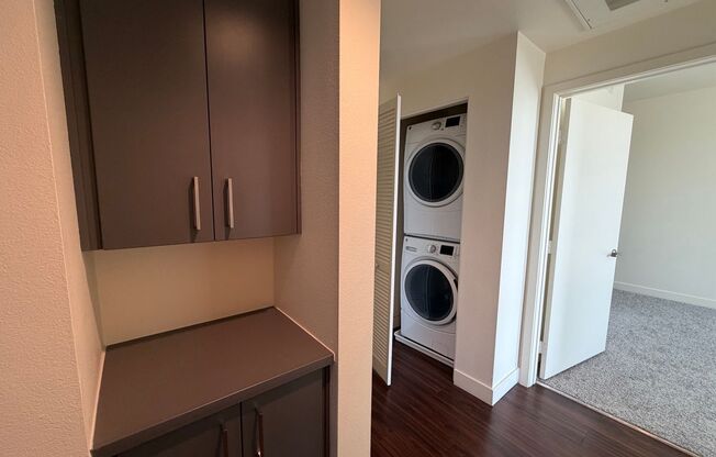 2 beds, 2 baths, 890 sqft, $2,600, Unit 346