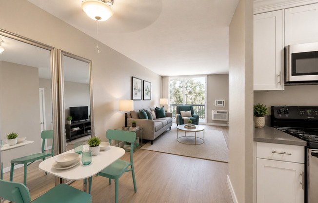1 bed, 1 bath, 650 sqft, $1,995, Unit 54