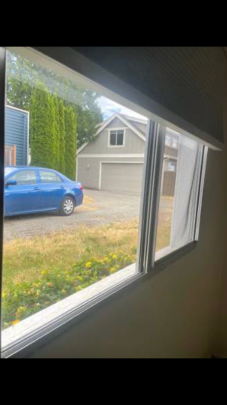 127 14 AVE
