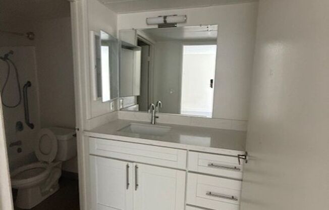 1 bed, 1 bath, 608 sqft, $1,641, Unit 213