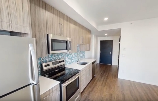 Studio, 1 bath, 272 sqft, $1,290, Unit 411