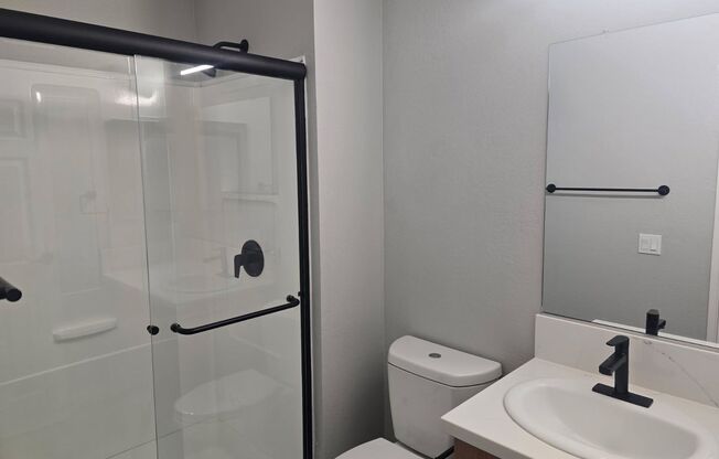 2 beds, 2 baths, 986 sqft, $2,650, Unit 11