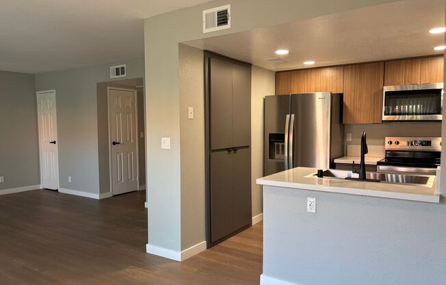 2 beds, 2 baths, 986 sqft, $2,745, Unit 166