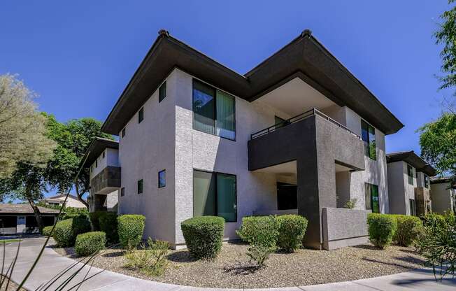 exterior view of Avora luxury apartments Phoenix, AZ