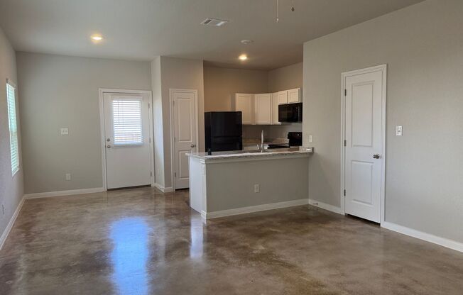 NEW CONSTRUCTION TOWNHOME IN NORTHEAST SAN ANTONIO