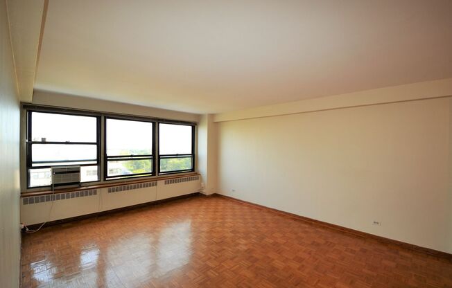 1 bed, 1 bath, 700 sqft, $1,850, Unit 418-1310