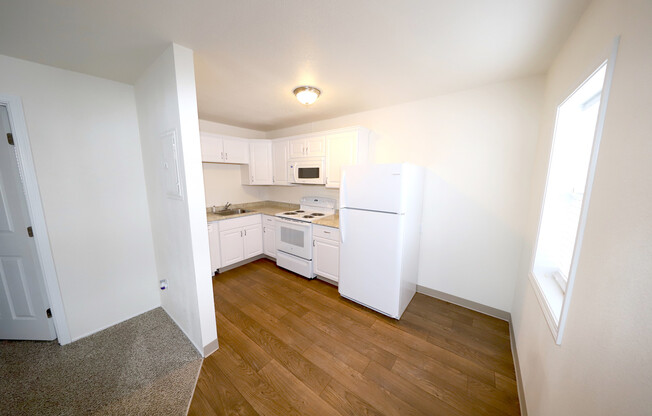 1 bed, 1 bath, 660 sqft, $1,430, Unit 1358