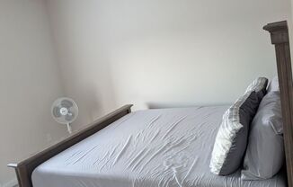 2 beds, 1 bath, 1,088 sqft, $1,900, Unit Apt 301 Short term