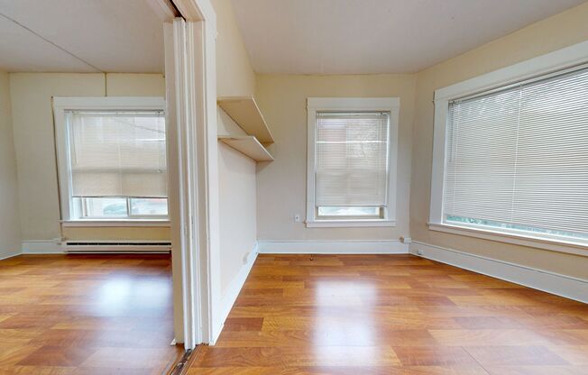 2 beds, 1 bath, $2,445, Unit 209
