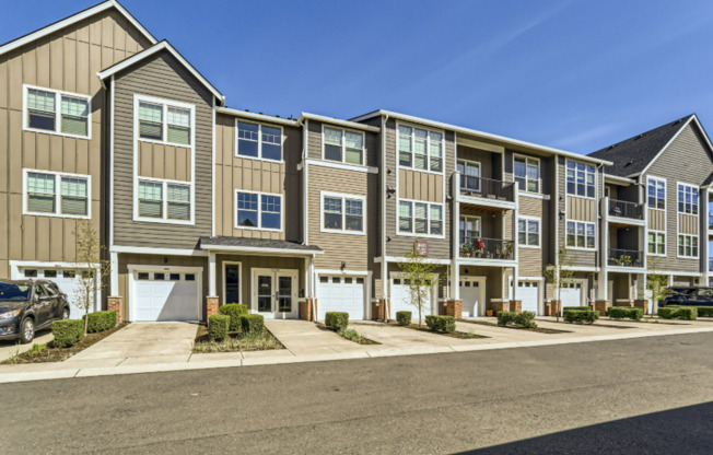 Beautifully Updated Bethany Condo with Private Patio Backing to Greenspace & Prime Location!