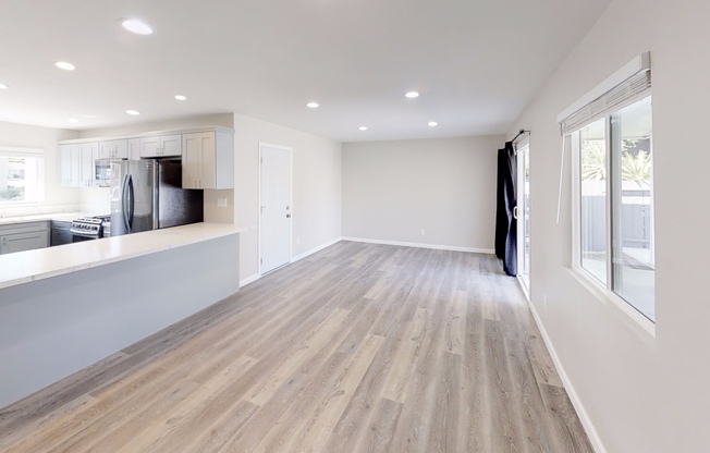 5BD/2BA, Recently Remodeled!