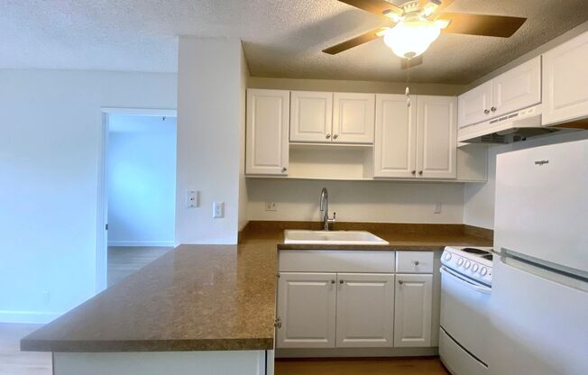 1 bed, 1 bath, 525 sqft, $2,135, Unit 2I