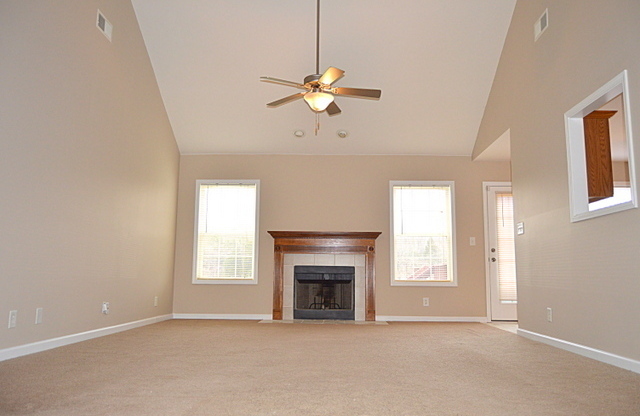 Pet Friendly Five Bedroom in Sango!