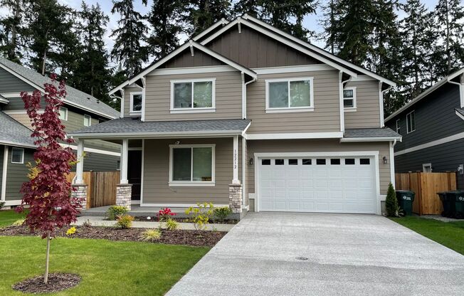 Beautiful 2020 Construction in Puyallup! Must See!