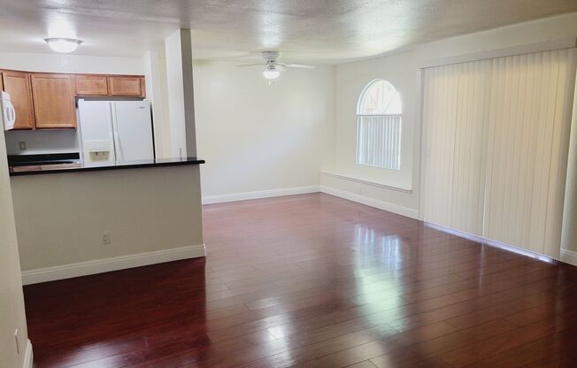 COMING SOON *Great 3 Bedroom Condo in Lakes Area*