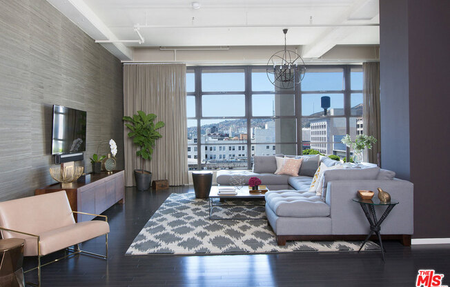 2 beds, 2 baths, 1,910 sqft, $6,995, Unit 612