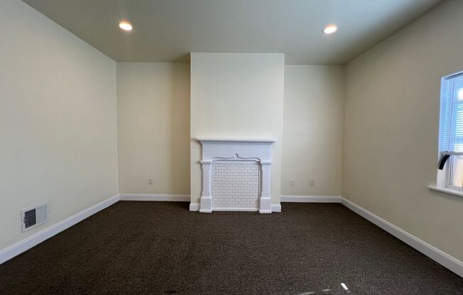 2 beds, 1 bath, $1,250