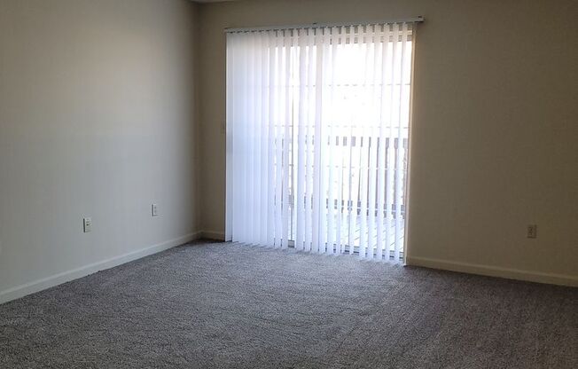 2 beds, 1 bath, 875 sqft, $895, Unit 203