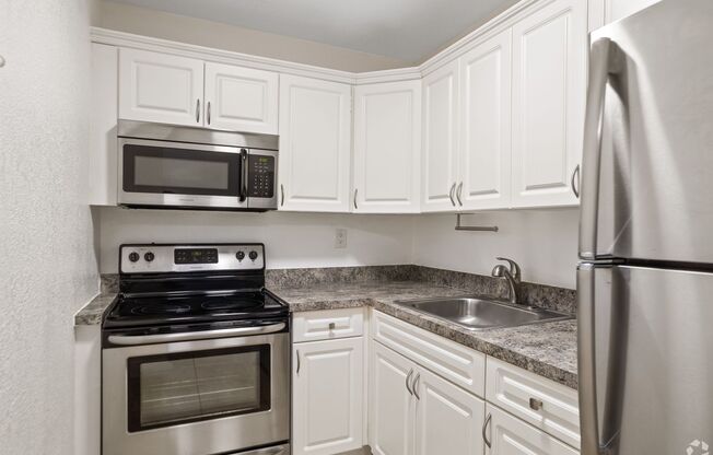Sabal Pointe Apartments