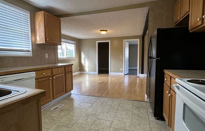 4 beds, 2 baths, $1,850