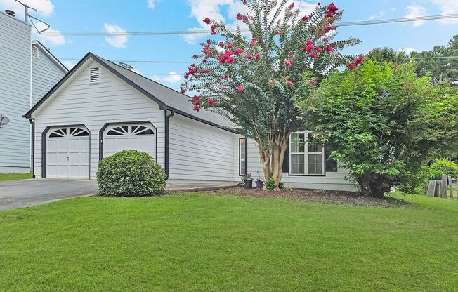Beautifully Updated 3 Bedroom Ranch in Sought-After Ivey Park – Kennesaw