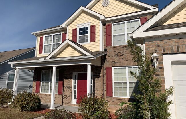 4 Bedroom, 2.5 Bath, 2 Story Home for Lease in the Forestbrook Area!