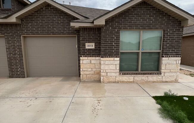 3 beds, 2 baths, $1,375