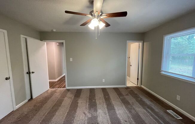 3 beds, 2 baths, $1,545