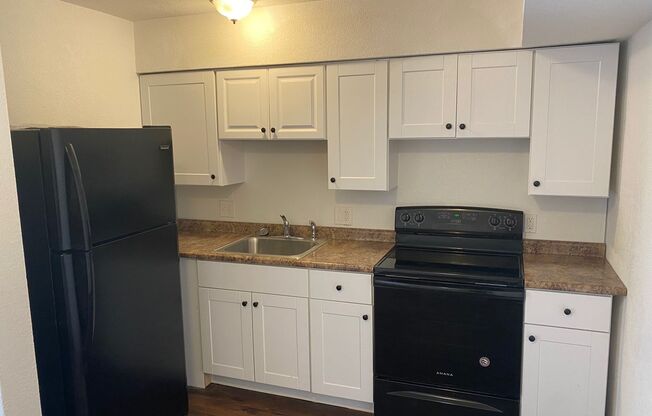 1 bed, 1 bath, 625 sqft, $695, Unit 7