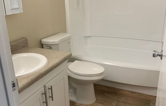 2 beds, 2 baths, 900 sqft, $1,485, Unit 134