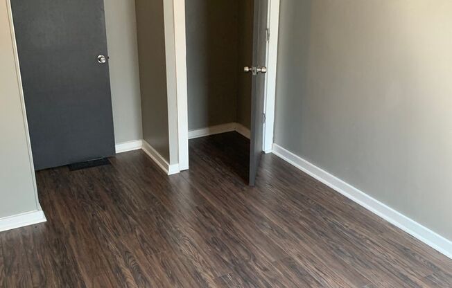 3 beds, 1 bath, $2,175, Unit Apt. #2