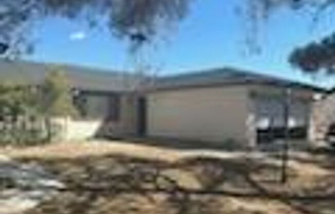 **751 Higgins Rd #28 Barstow** 3 bedroom 2 bath home near the 15 freeway