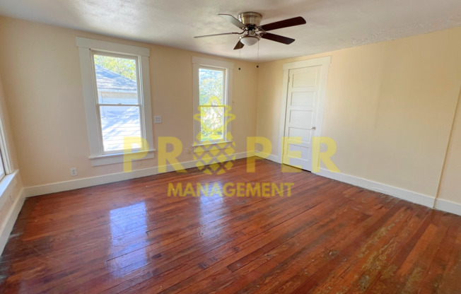 3 beds, 1 bath, $1,100