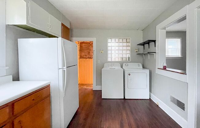 PRELEASING for AUGUST 2024! Dishwasher and Washer/Dryer Included