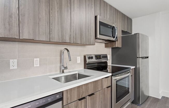 2 beds, 1 bath, 603 sqft, $1,835, Unit 5930-201